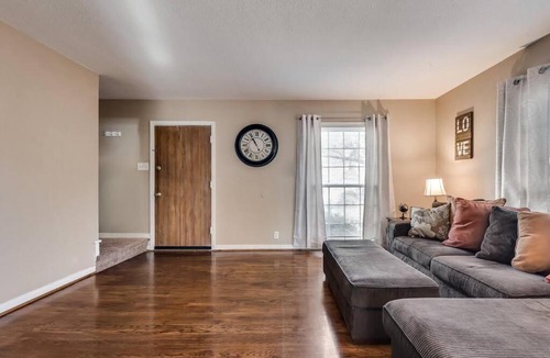 Lakewood House | 62Townhome+1GIGWiFi+Kitchen+Self-ck/in+Full-W/D
