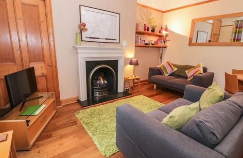 Peebles Cottage | 63 ROSETTA ROAD, family friendly, with a garden in Peebles