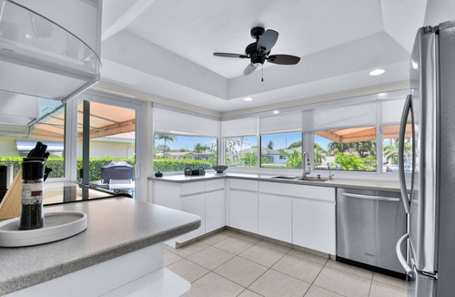 Imperial Point House | 6341 Managed By Brampton Park