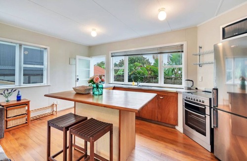 Grey Lynn Apartment | 635a Great North Rd, Grey Lynn
