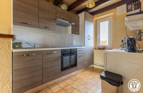 Verneugheol House | 63g63759 - Verneugheol