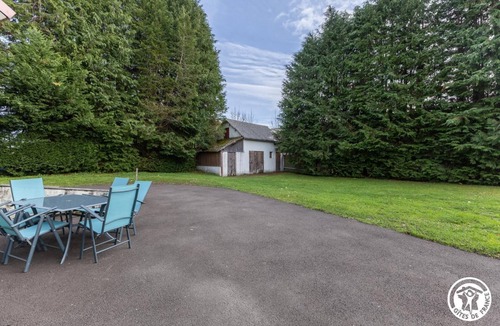 Verneugheol House | 63g63759 - Verneugheol