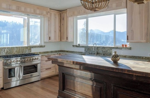 Cascadia Other | 65 acres of privacy with BLM access