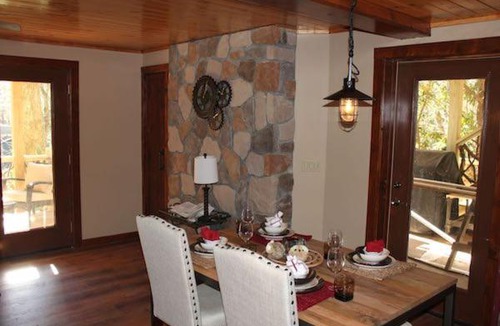 Mirror Lake House | 65 Below on Mirror Lake