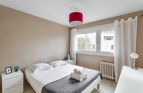 Bourg-l'Eveque Apartment | 65 m² Apartment ∙ 2 bedrooms ∙ 4 guests