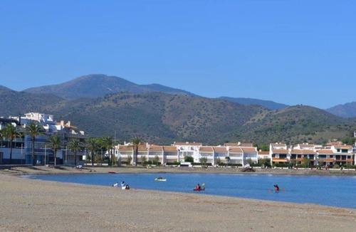 Llanca Apartment | 65 m² Apartment ∙ 2 bedrooms ∙ 6 guests
