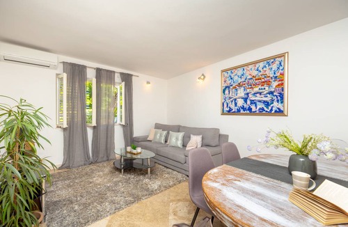Pile Apartment | 65 m² Apartment ∙ 2 bedrooms ∙ 5 guests