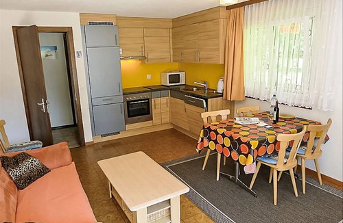 Saas Grund Ski Chalet | 65 m² Chalet ∙ 2 bedrooms ∙ 4 guests