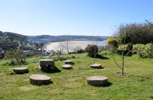 Saint-Michel-en-Greve Apartment | 65 m² Apartment ∙ 2 bedrooms ∙ 4 guests