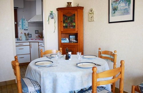 Saint-Gilles-Croix-de-Vie House | 650m from the beach - house for 4 people