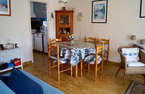 Saint-Gilles-Croix-de-Vie House | 650m from the beach - house for 4 people