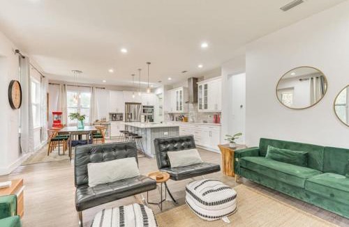 Bearss Plaza House | 655 5 Bedrooms Patio Lounge Luxury Kitchen