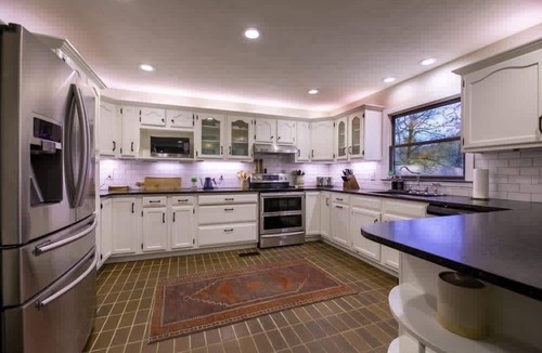 Joelton House | 65Acres HotTub, Sauna, Cold Plunge, Fishing + Golf
