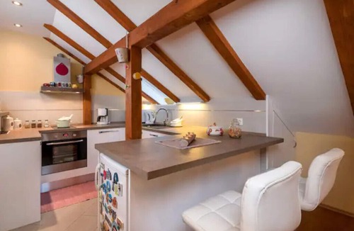 Zvekovica Condo | 65m2 STAR WARS Apartment with a sea view.