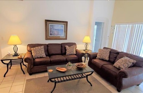 Marbella House | 66 Andalusia House