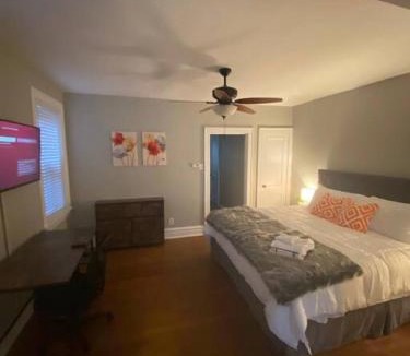 Lindenwood Park Apartment | 6600A Arsenal First Floor One Bedroom One Bath in South City