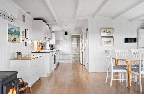 Bjerregard Strand House | 6642 Hvide Sande - Julianevej 112