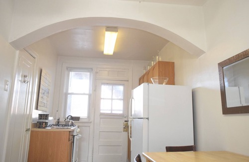 St. Louis Apartment | 6647 1W | Quaint Studio in Central St. Louis