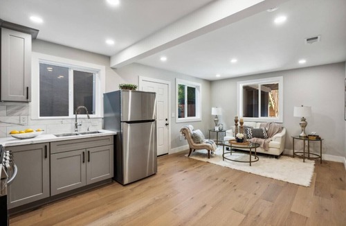 Daly City House | 67 Alta Vista