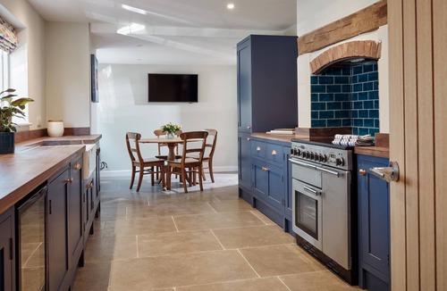 Warwick Cottage | 67 BRIDGE END, pet friendly, luxury holiday cottage in Warwick