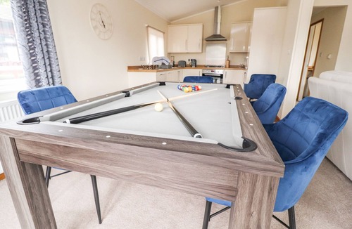 Tewitfield Cottage | 67 GRESSINGHAM, pet friendly, with pool in Warton