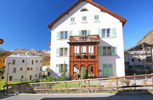 Pontresina Apartment | 67 m² Apartment ∙ 2 bedrooms ∙ 4 guests