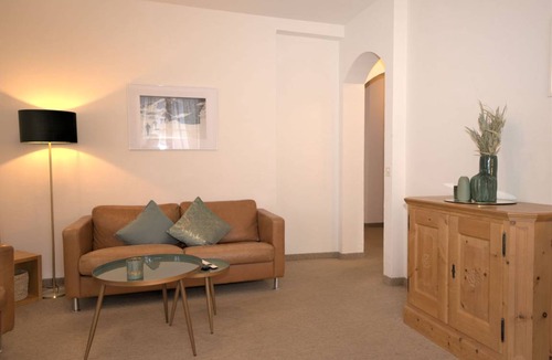 Pontresina Apartment | 67 m² Apartment ∙ 2 bedrooms ∙ 4 guests