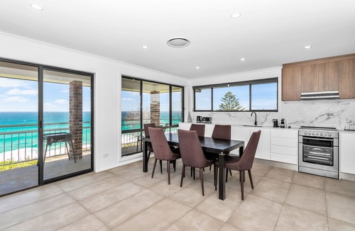 Ulladulla Apartment | 67 South Pacific Crescent - Apartment 1