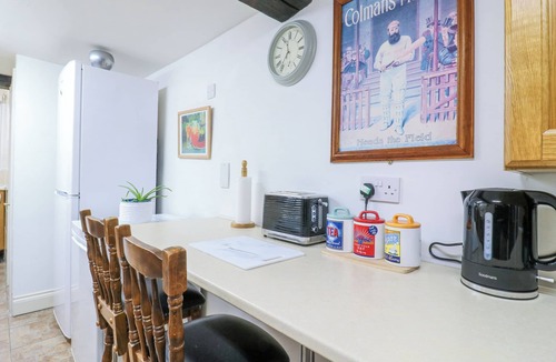 Wyboston Cottage | 68 Great North Road