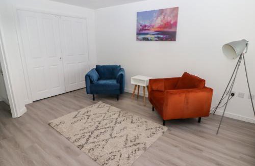 Crynant House | 69 Ffordd Y Meillion