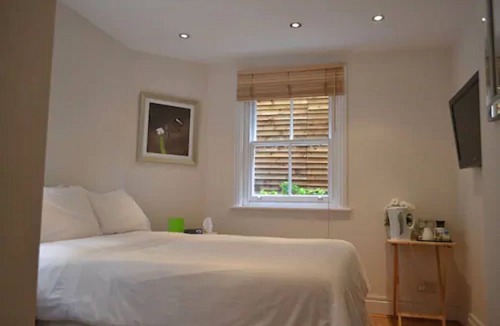 Vauxhall Bed & Breakfast | 69TheGrove