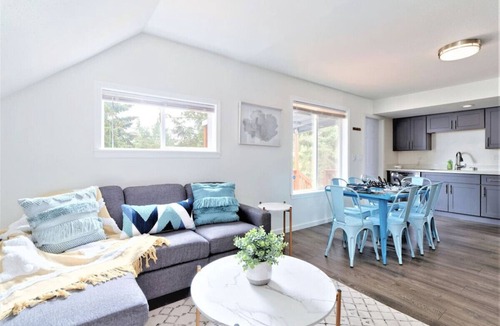 Greenwood House | 6b4b Home @Central Seattle