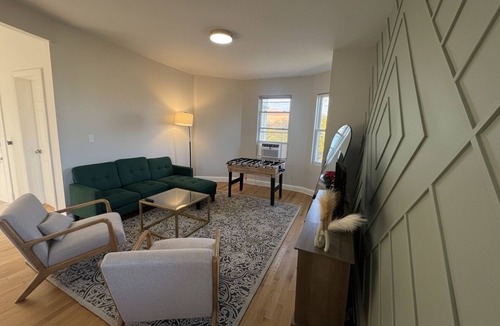 Tompkinsville Apartment | 6BD 2Ba Charming Home in Staten Island