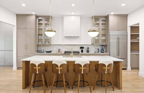 Little Forest Hills House | 6BD/5BA of Modern Elegance | Cinema, Games, HotTub
