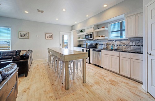 Flour Bluff House | 6BDR, Balcony w/Bay View, Shared Pool + Boat Dock | Keeper Red by AvantStay