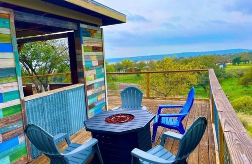 Buchanan Dam House | 6bed 4bath 3 Acres With 18i0 Degree Views Pool Firepit