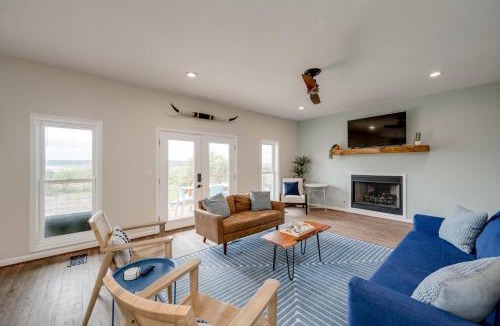 Buchanan Dam House | 6bed 4bath 3 acres with 18i0 degree views pool firepit