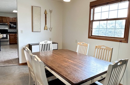 Kearney House | 6BR/2.5BA Home on Retreat-like Acreage