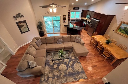 Arden House | 6br/4ba Home w/Game Rm - weekly & monthly rates available