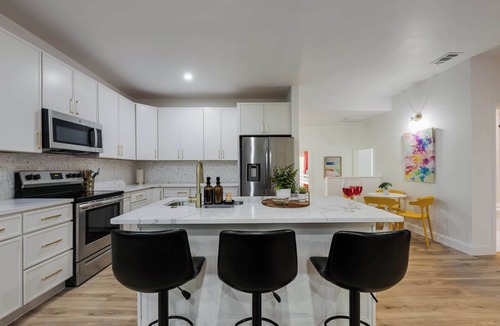 Dallas House | 6Br 4Bath Home Just 5 Minutes to Lower Greenville