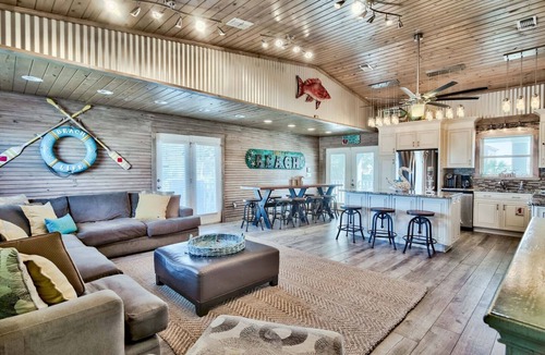 Holiday Isle House | 6BR Beach Views and Private Pool, Free Tiki Cruise
