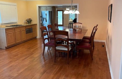 Greensboro House | 6BR Greensboro home with Pool. 3 miles from I-85