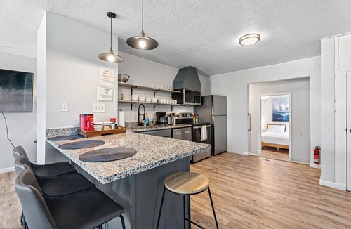 Central Oklahoma City House | 6BR Home | 5 mins Oklahoma City University #60