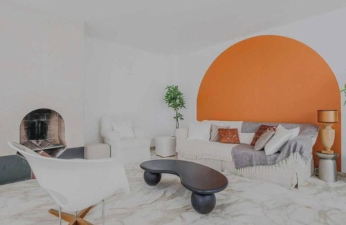 Grenelle Apartment | 6br near the majestic Eiffel Tower,Champs de Mars & peaceful banks of the Seine!