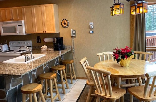 Lutsen House | 6BR | Sleeps 20! | Group Ready Lutsen Getaway!