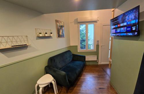Issy-les-Moulineaux Apartment | 6G- Studio cosy Issy-les-Moulineaux - Porte de Versailles
