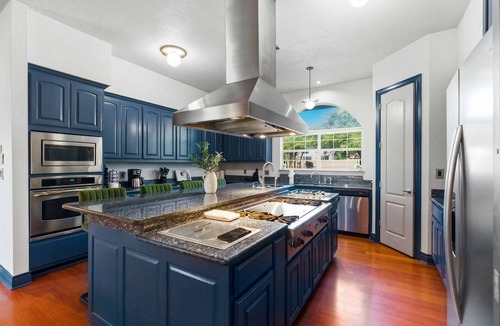 San Antonio House | 6k SqFt Estate - Epic Amenities & Fun - Sleeps 22