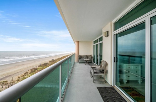 North Myrtle Beach Condo | 6th floor Oceanfront Condo, Glass panel balcony, 3 beds | Laguna Keyes - 604