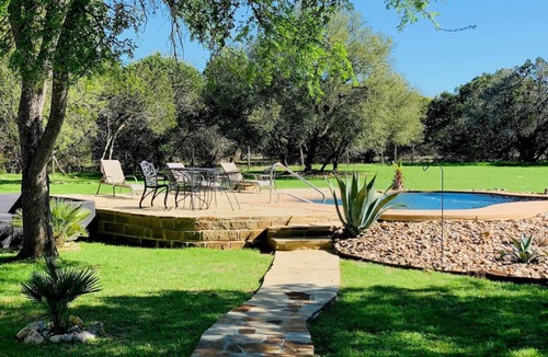 Bergheim House | 7-Acre Hill Country Haven w/POOL-Guadalupe River