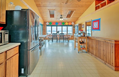 Burlington Cabin | 7-Acre Working Farm Near Lake Geneva: Pets Welcome